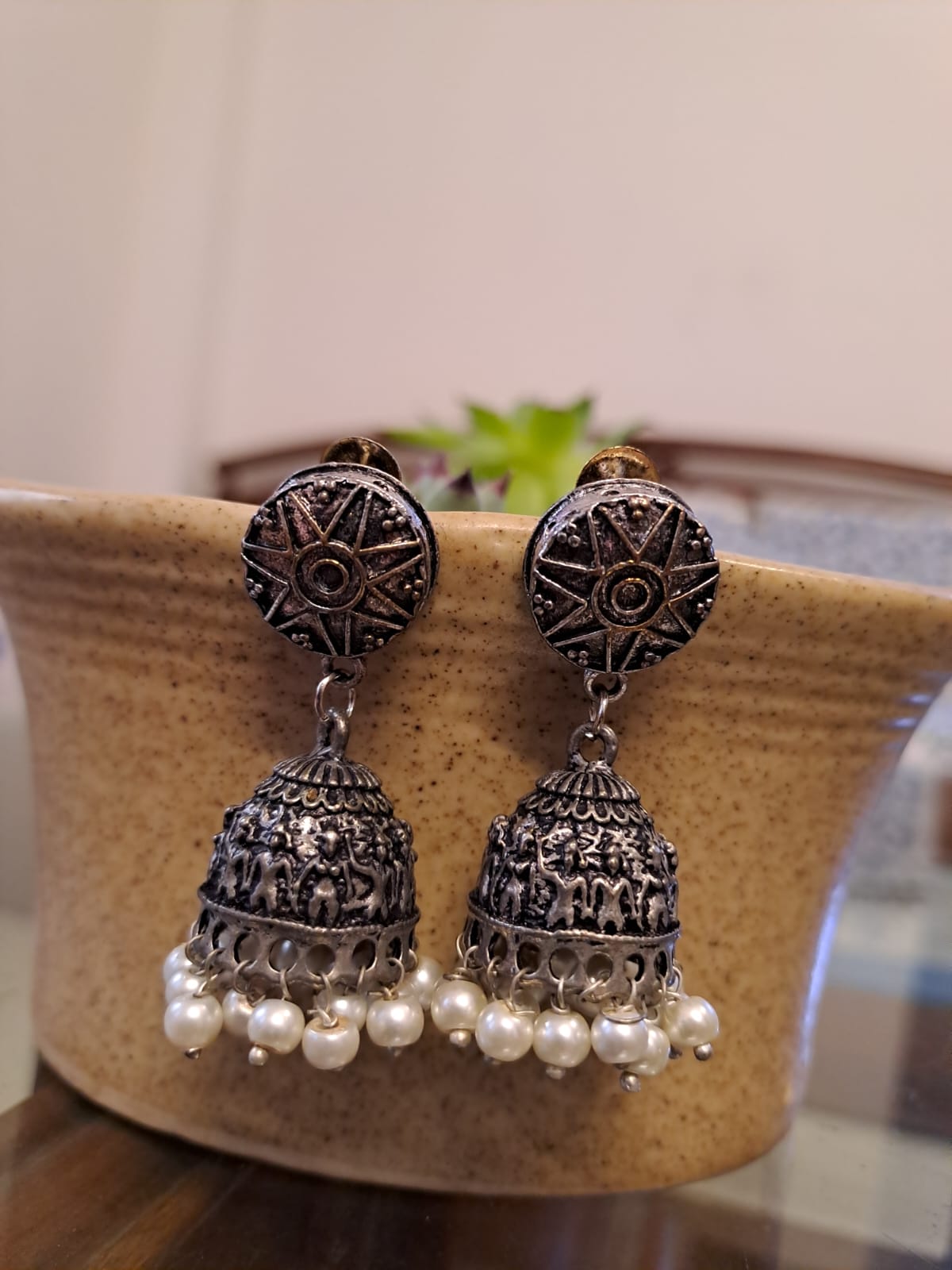 Black Pearl Earing